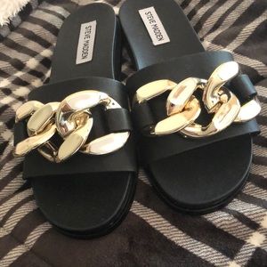 Steve Madden sandal